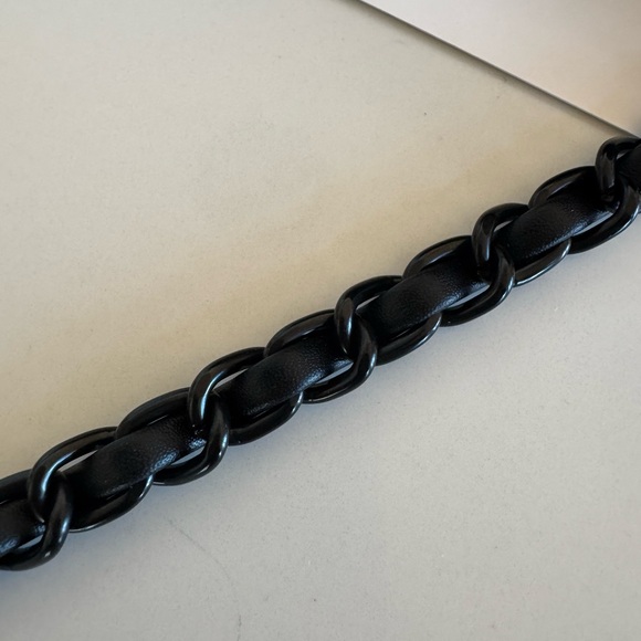 Steve Madden • Clutch Crossbody - Picture 12 of 14